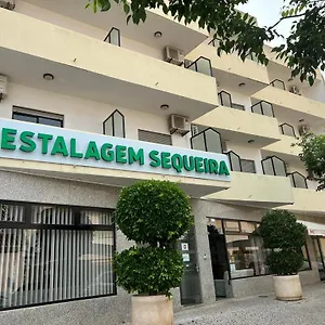 Estalagem Sequeira Alojamento de Acomodação e Pequeno-almoço
