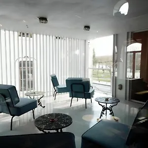 Zero Box Hotel Coimbra